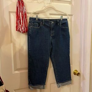 Talbots denim capris in 8p